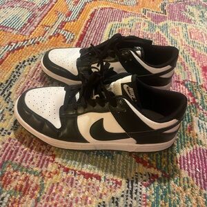 Panda dunks lightly worn
